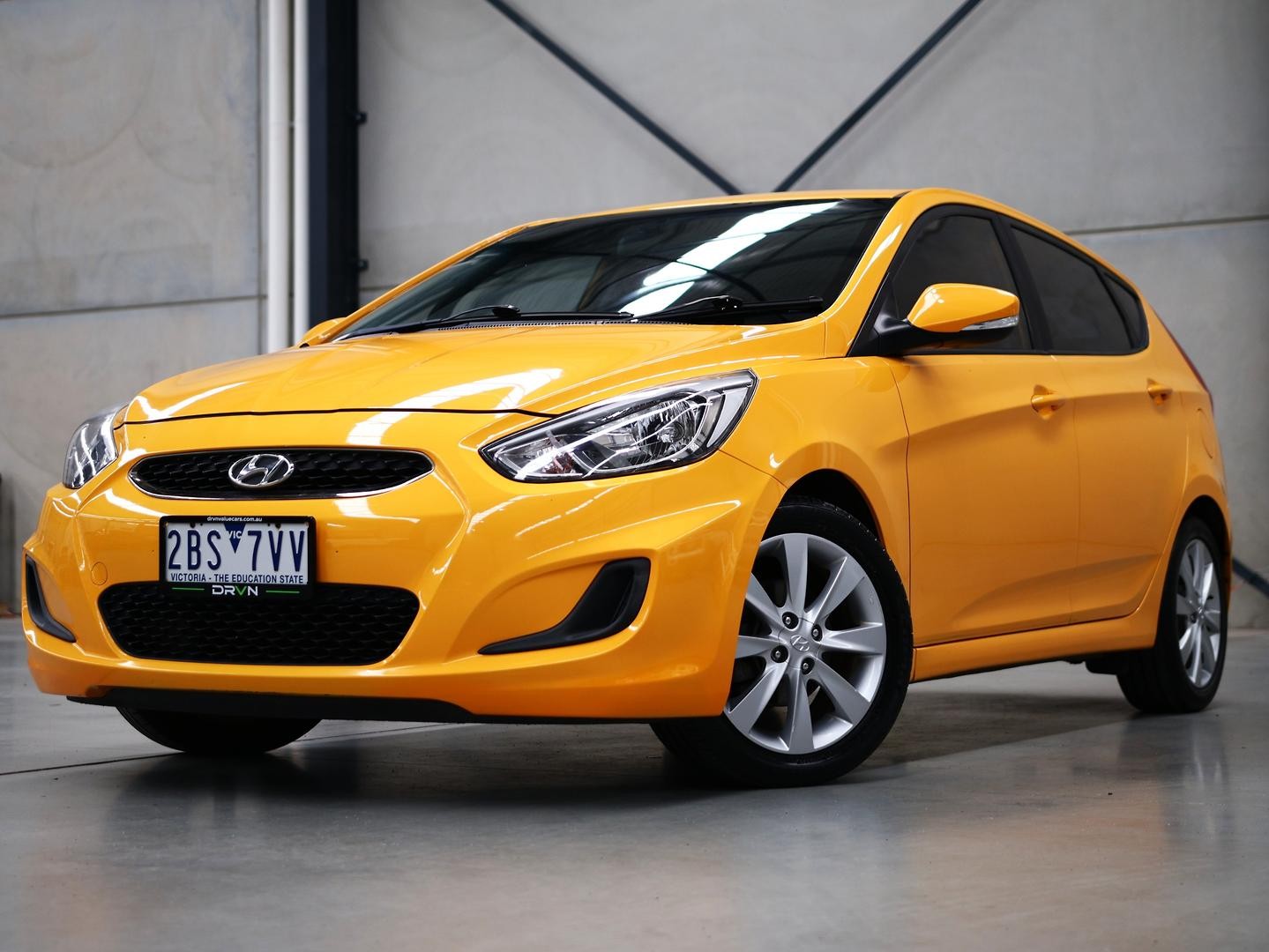 Hyundai Accent image 3