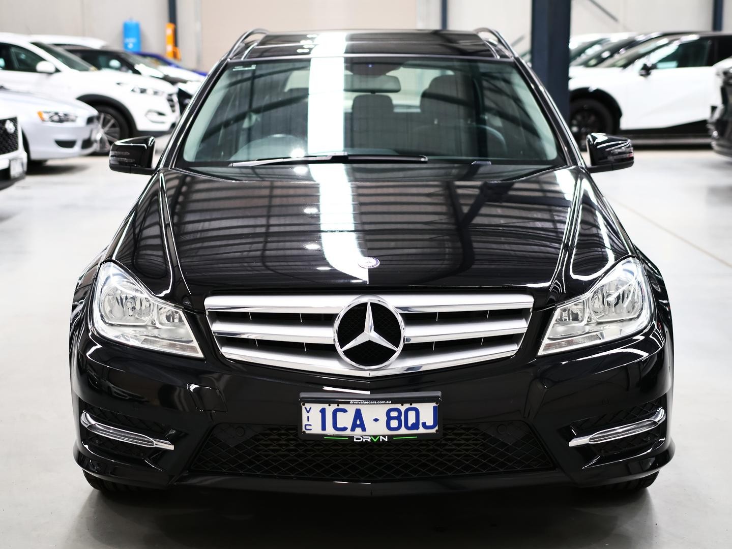 Mercedes Benz C-class image 2