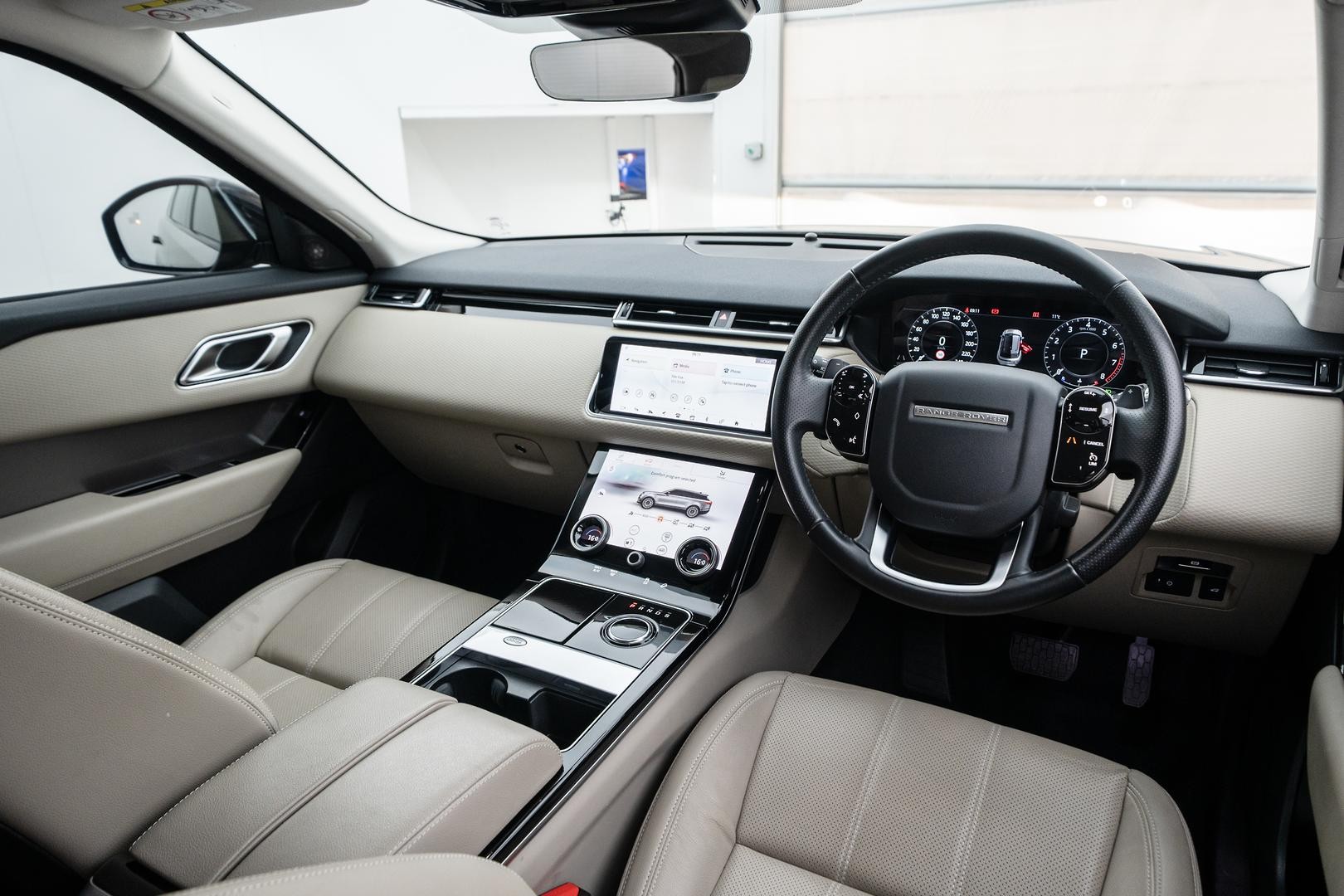 Land Rover Range Rover Velar image 4