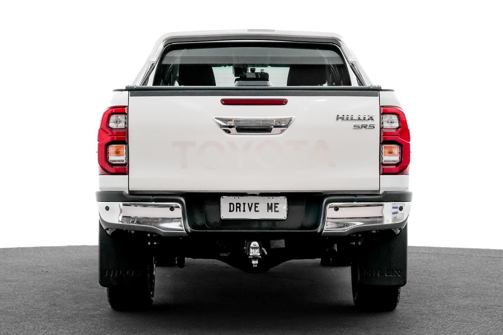 Toyota Hilux image 3