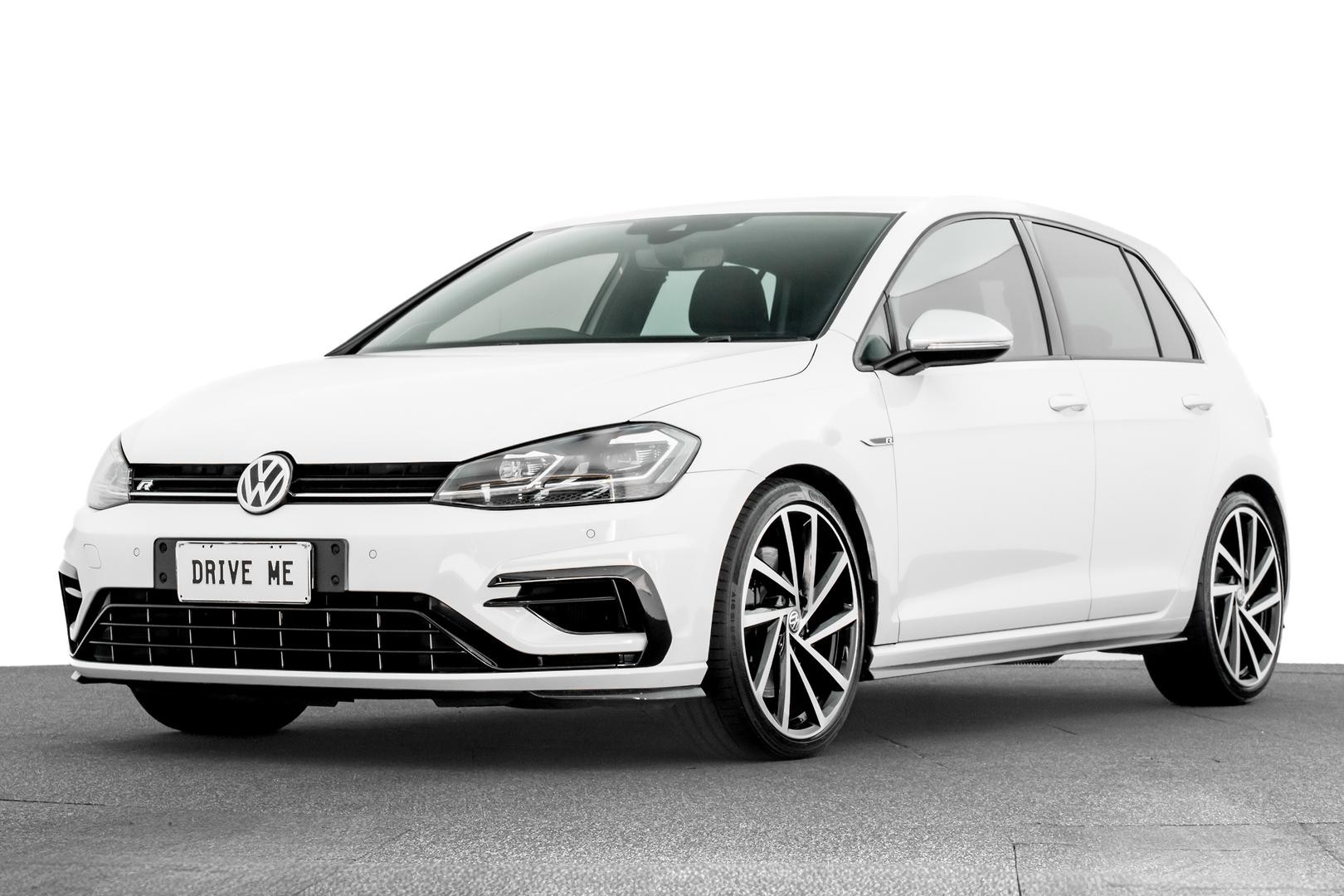 Volkswagen Golf image 1