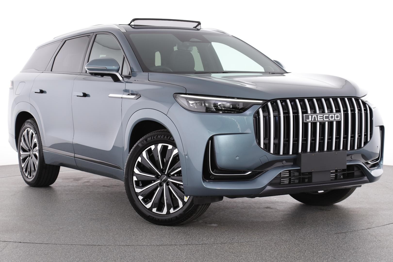 Jaecoo J8 image 1