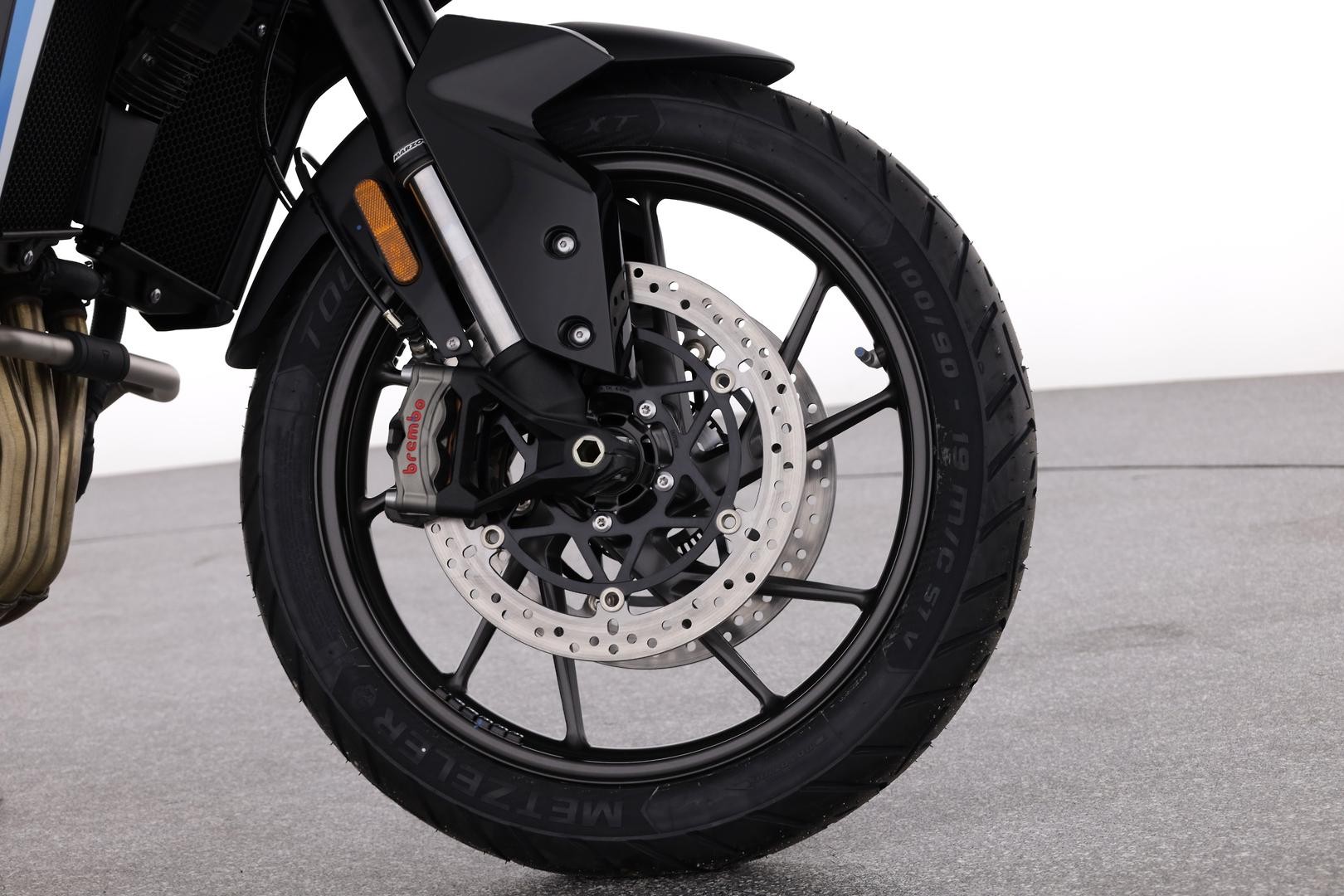 Triumph Tiger 900 Gt image 4