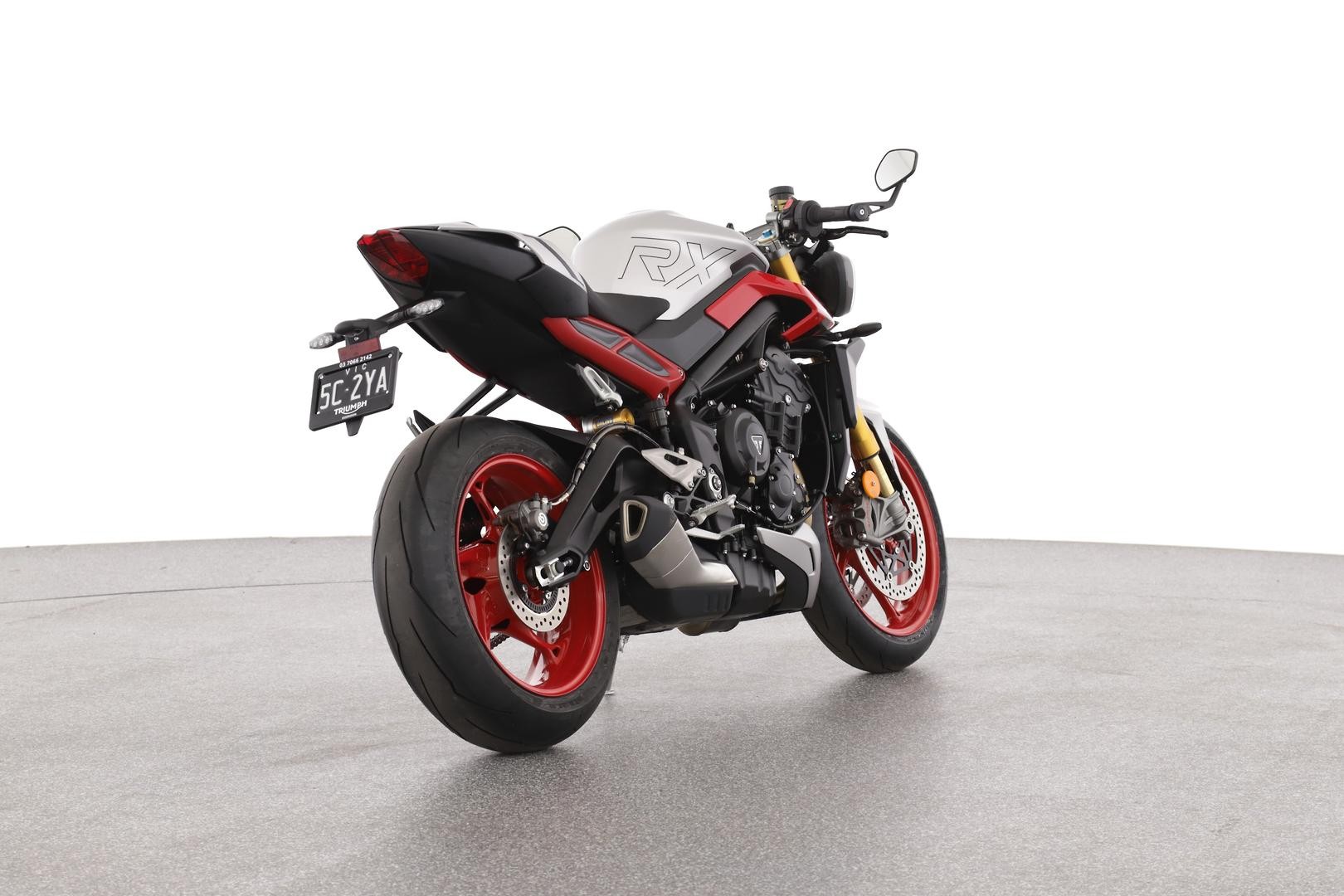Triumph Street Triple 765 Rx image 4