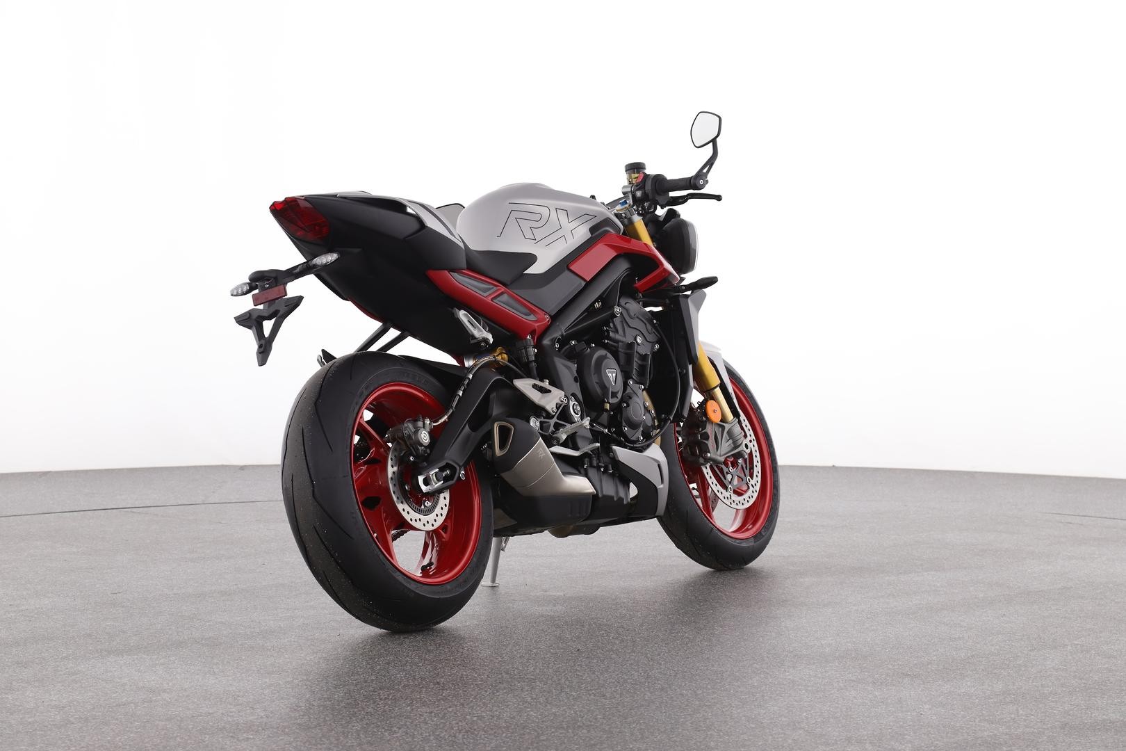 Triumph Street Triple 765 Rx image 4