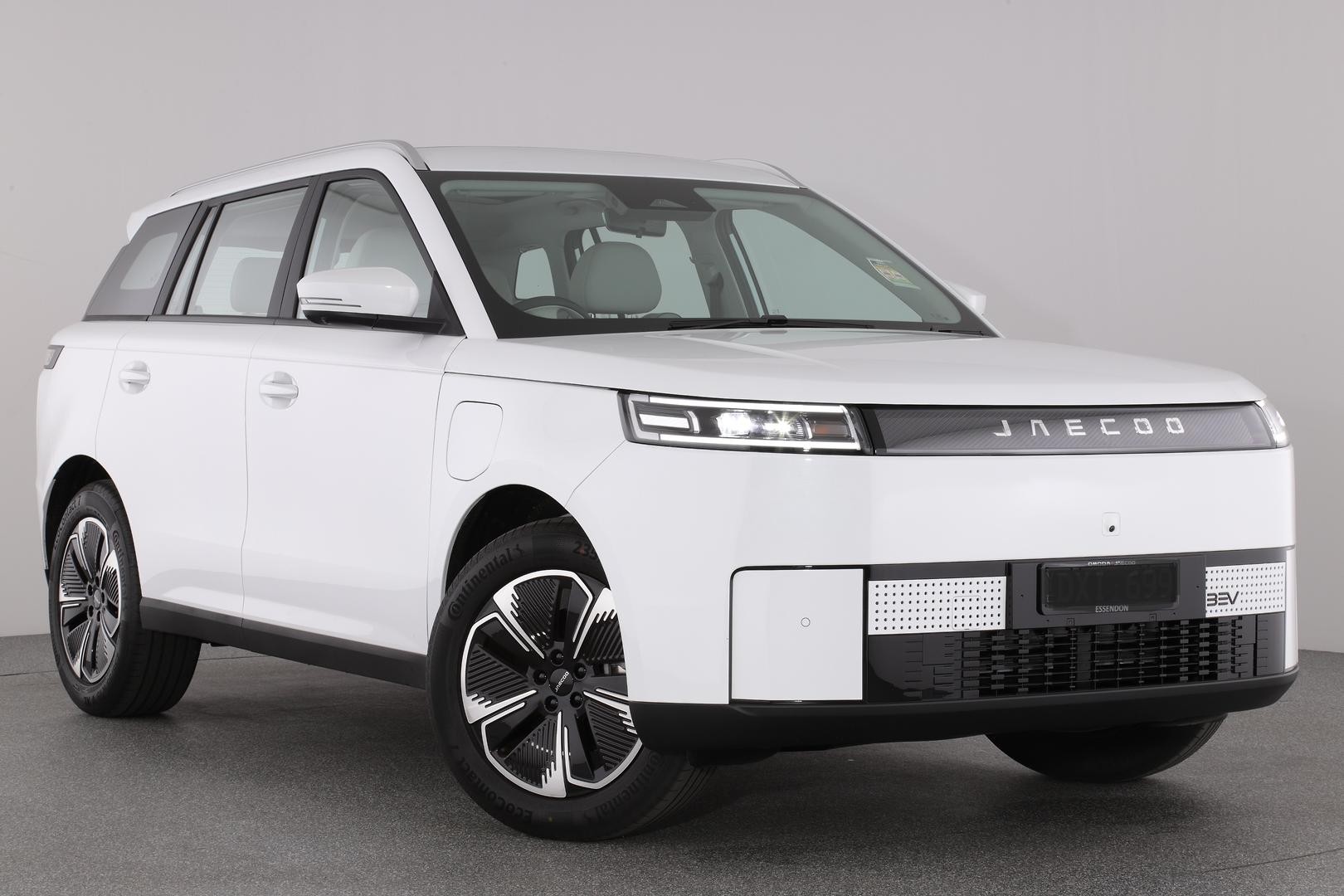 Jaecoo J5 image 1