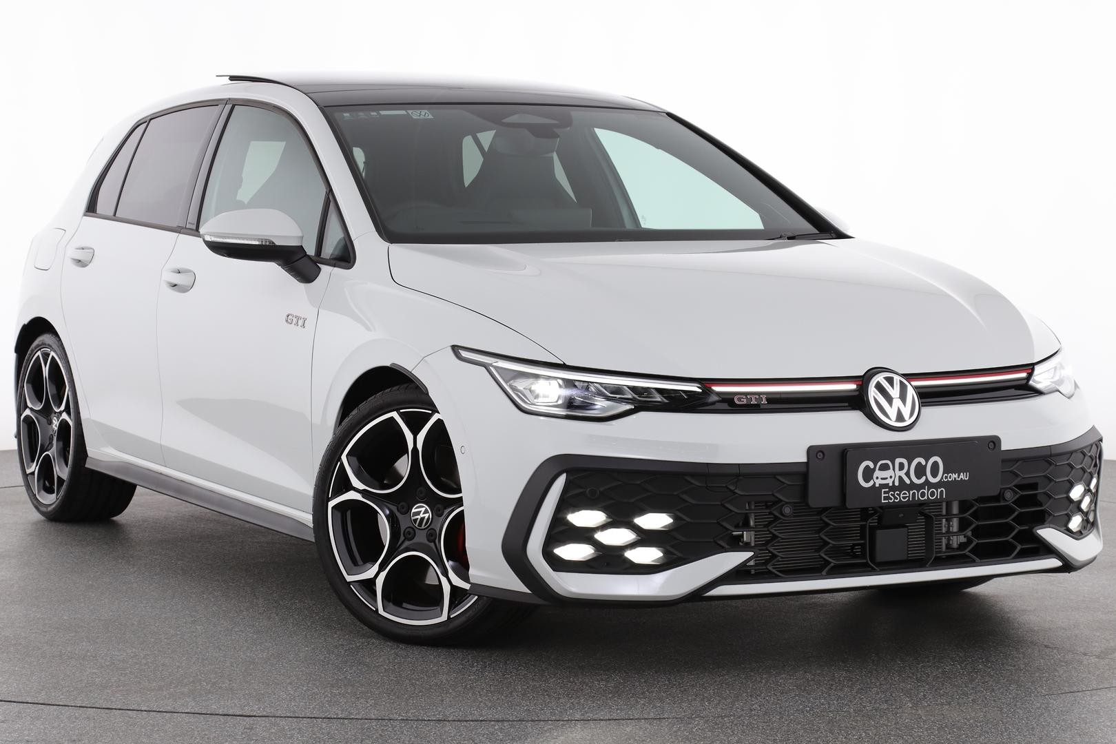 Volkswagen Golf image 1