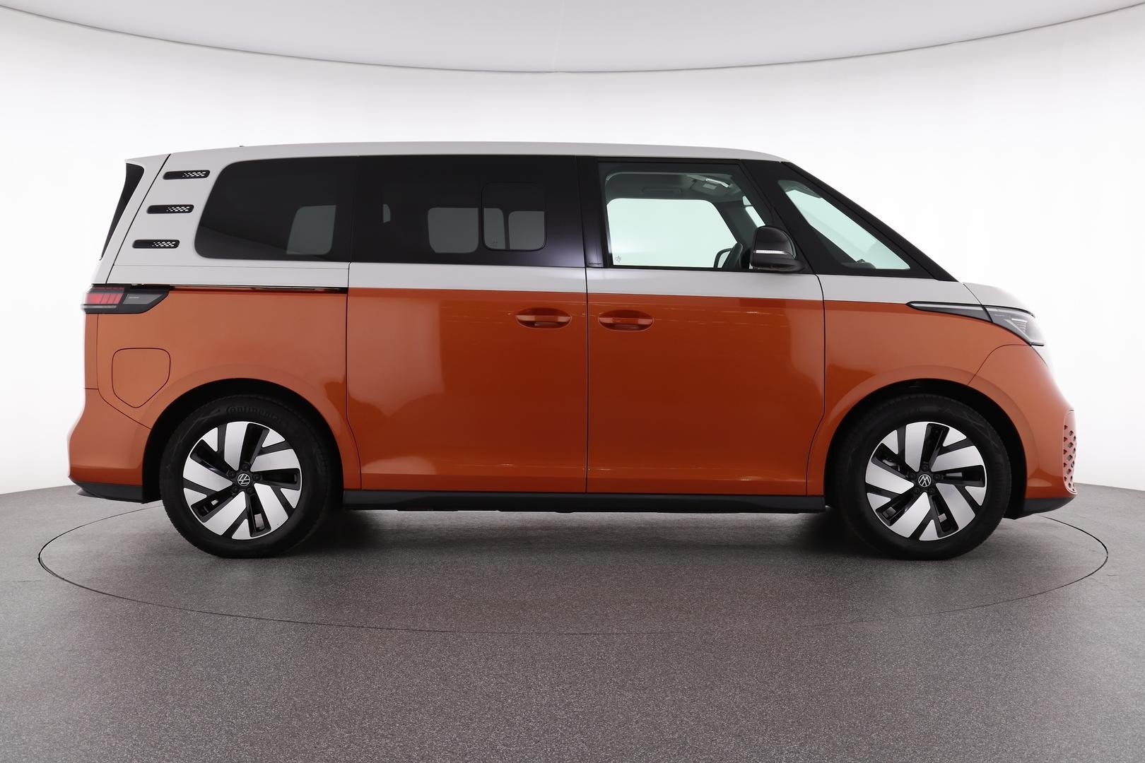 Volkswagen Id. Buzz image 2