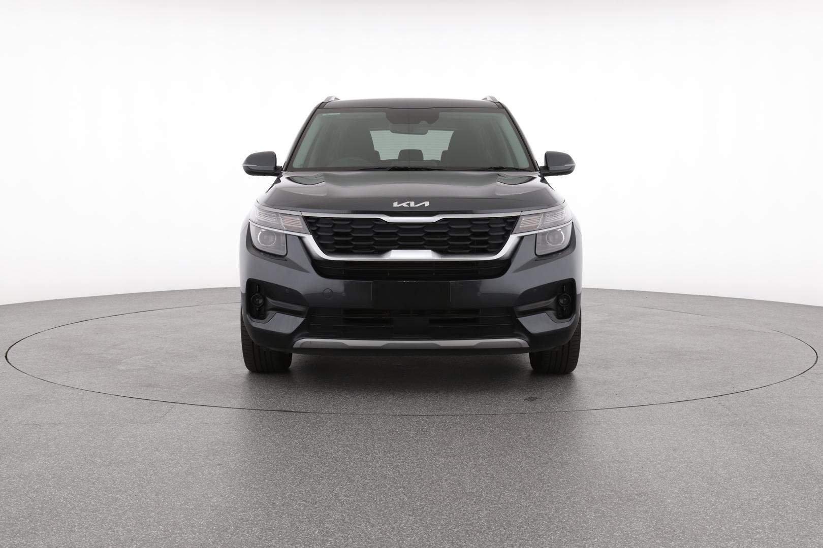 Kia Seltos image 2