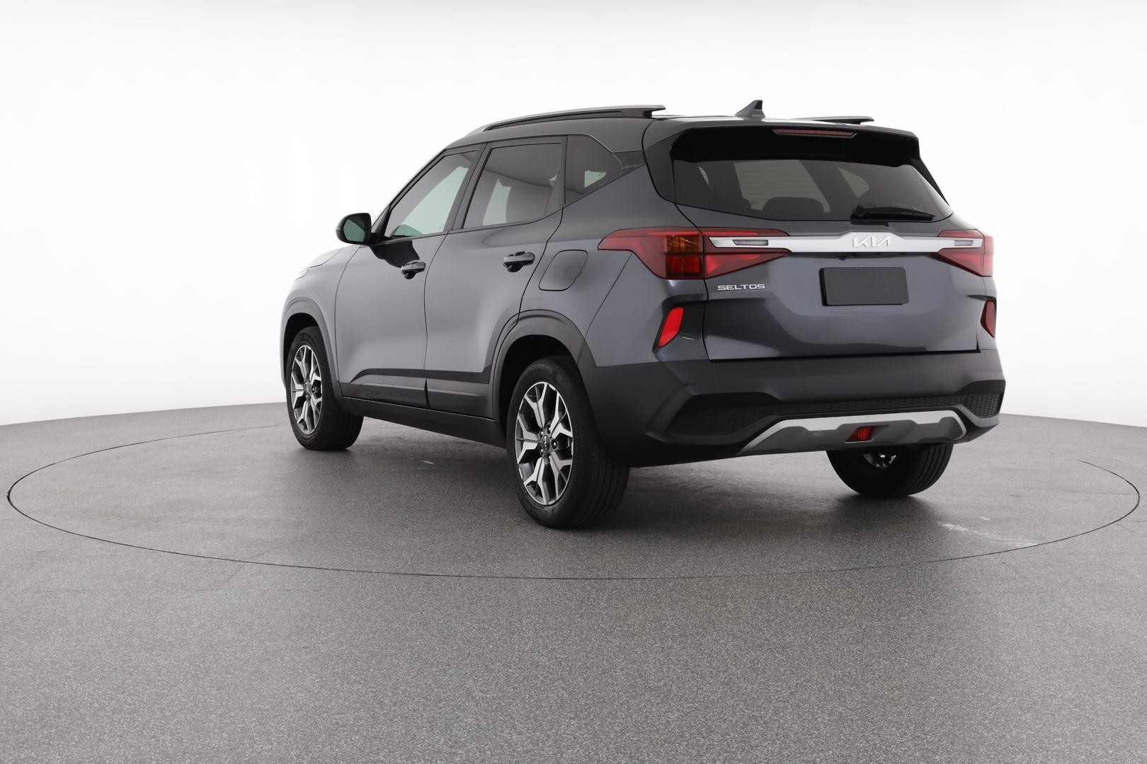 Kia Seltos image 4