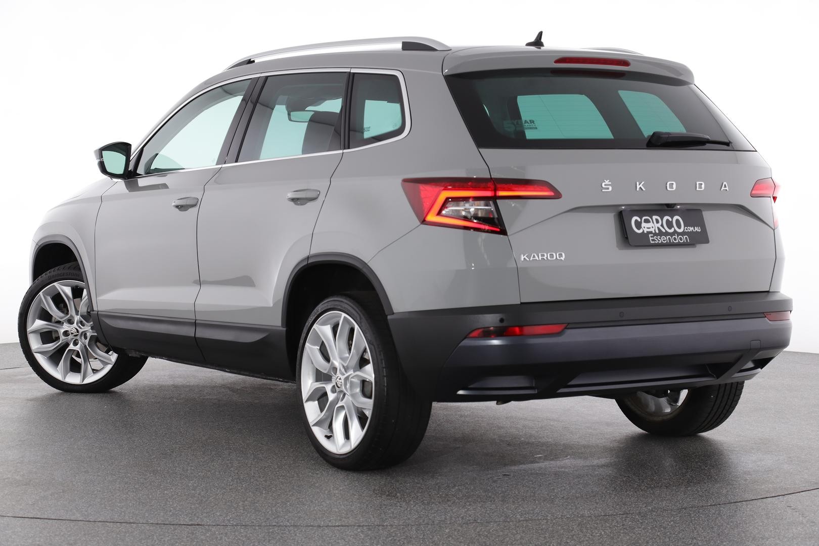 Skoda Karoq image 2