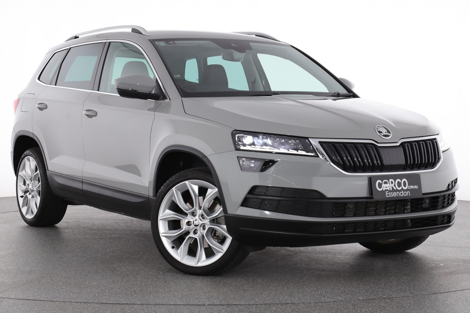 Skoda Karoq image 1