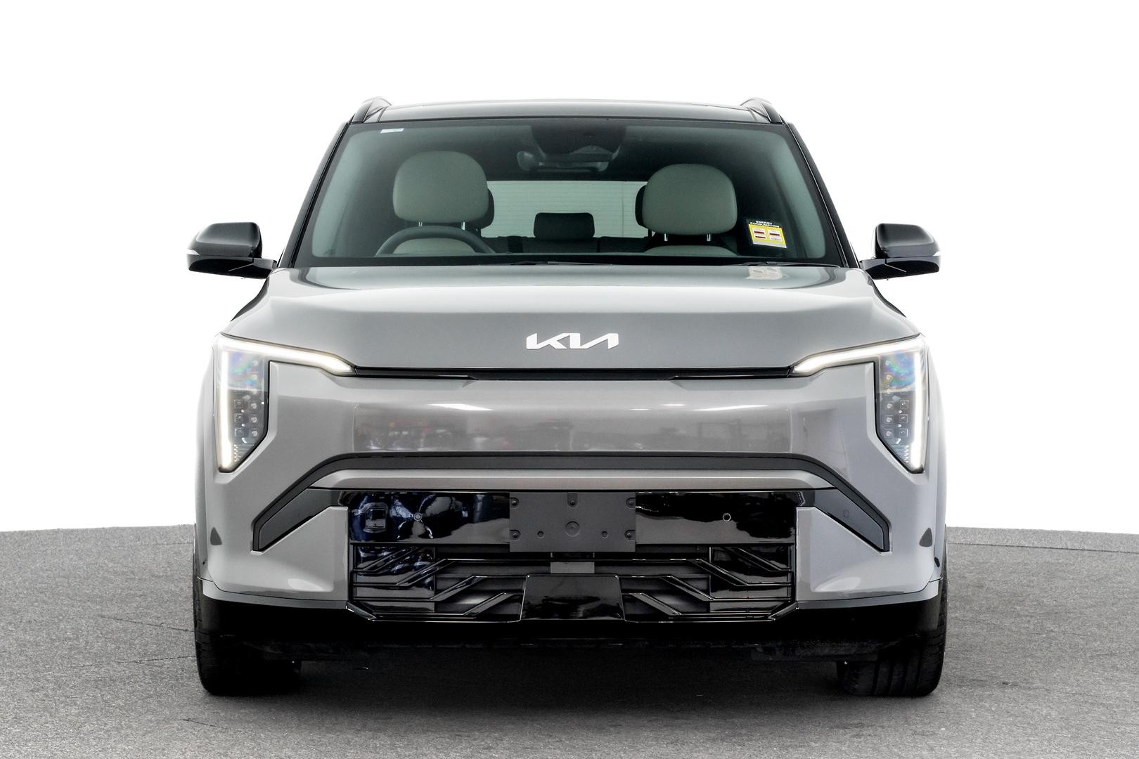 Kia Ev3 image 2