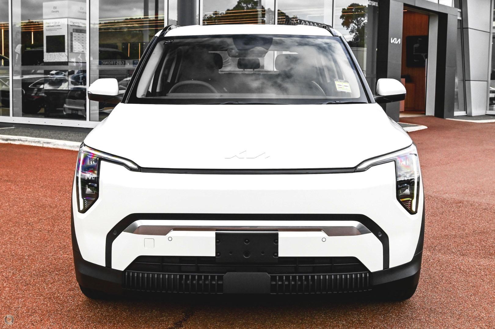 Kia Ev3 image 2
