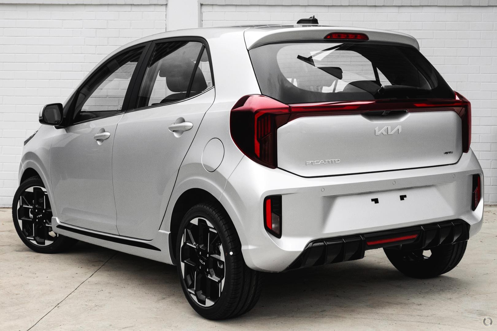 Kia Picanto image 4