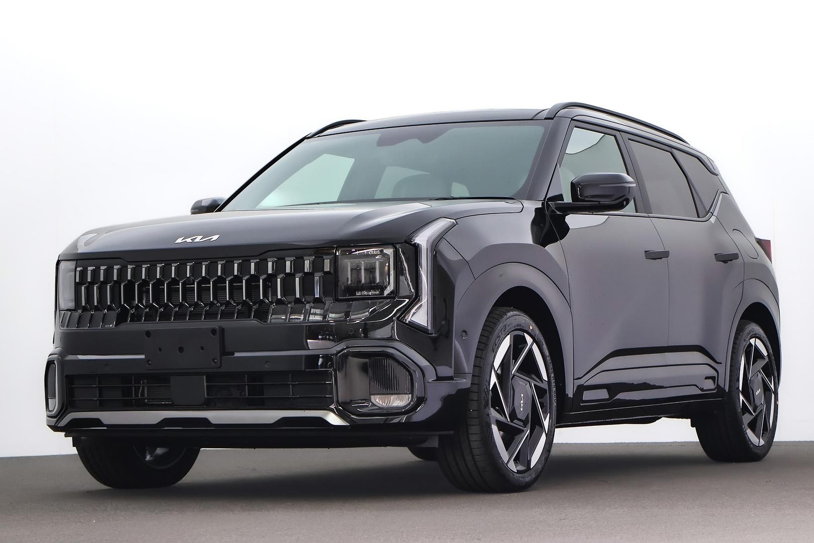 Kia Seltos image 1
