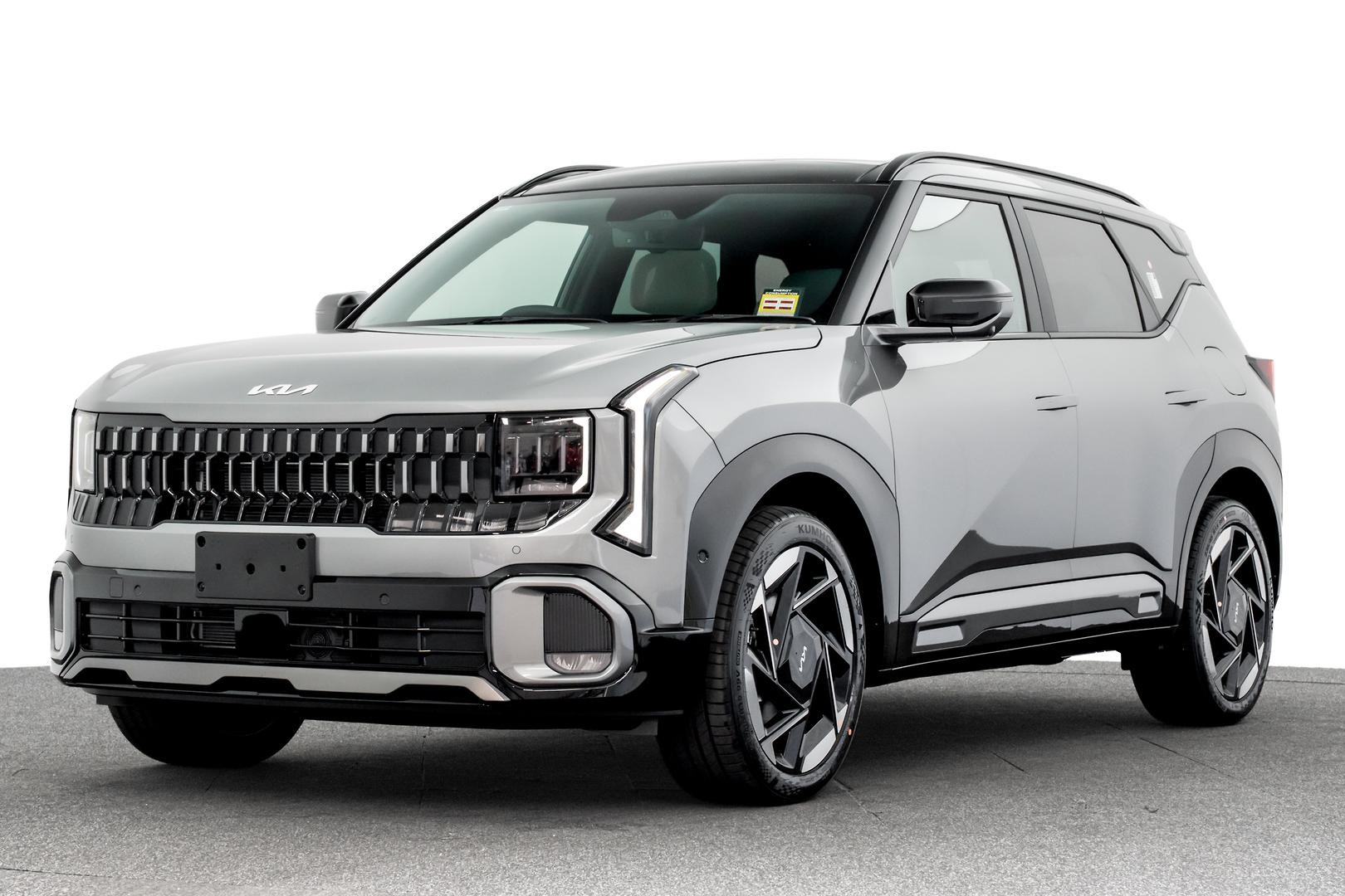 Kia Seltos image 1