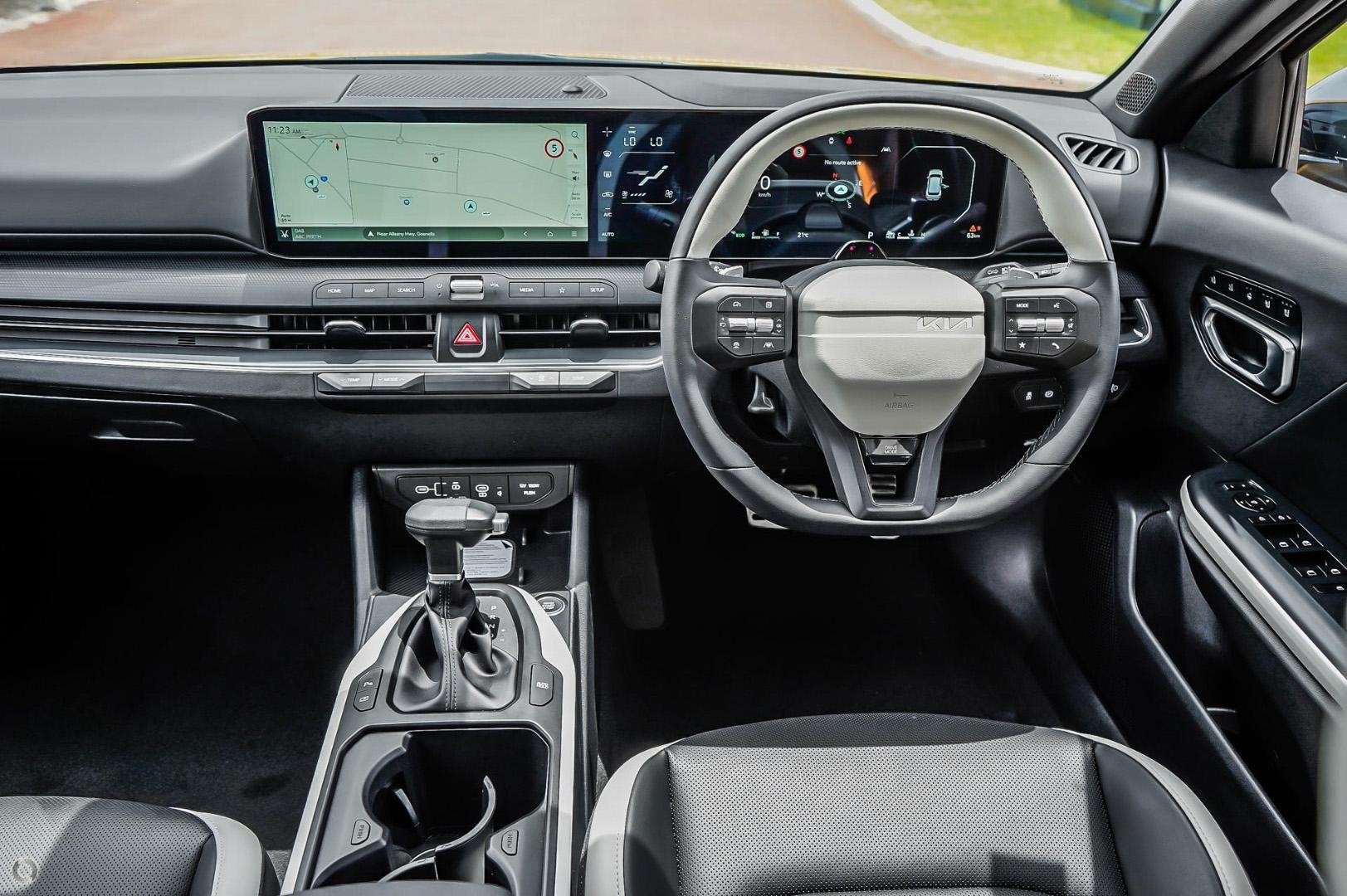 Kia K4 image 4