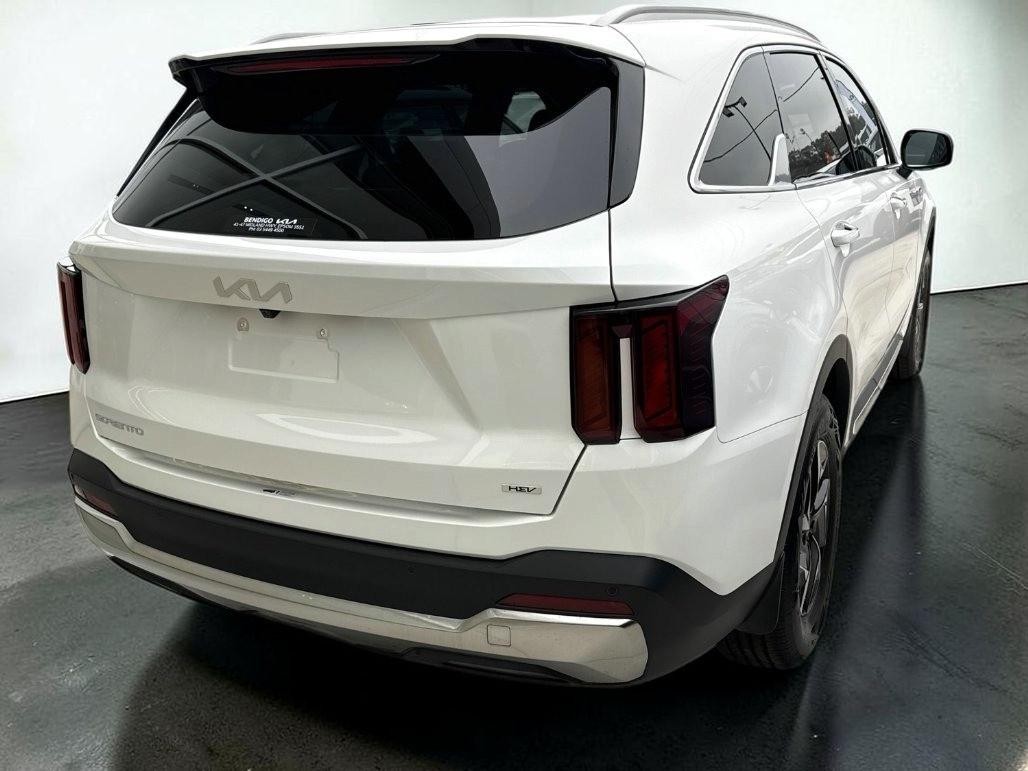 Kia Sorento image 2