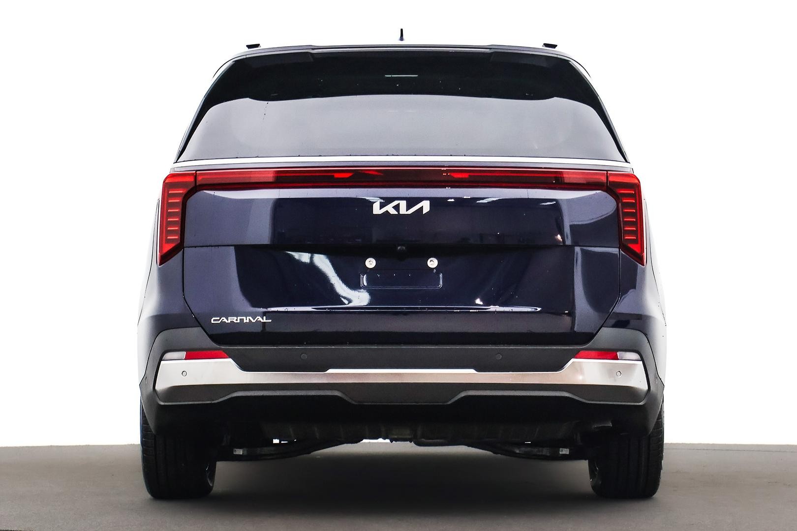 Kia Carnival image 3