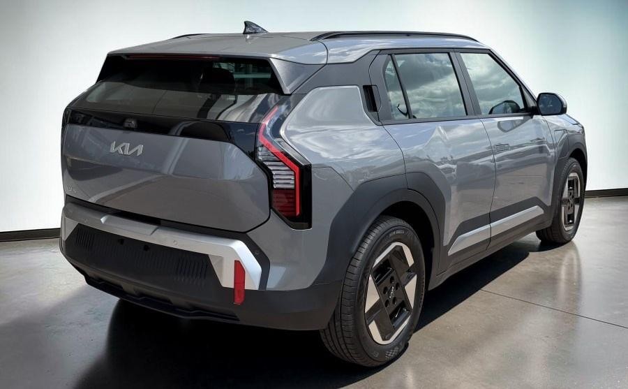Kia Ev3 image 2