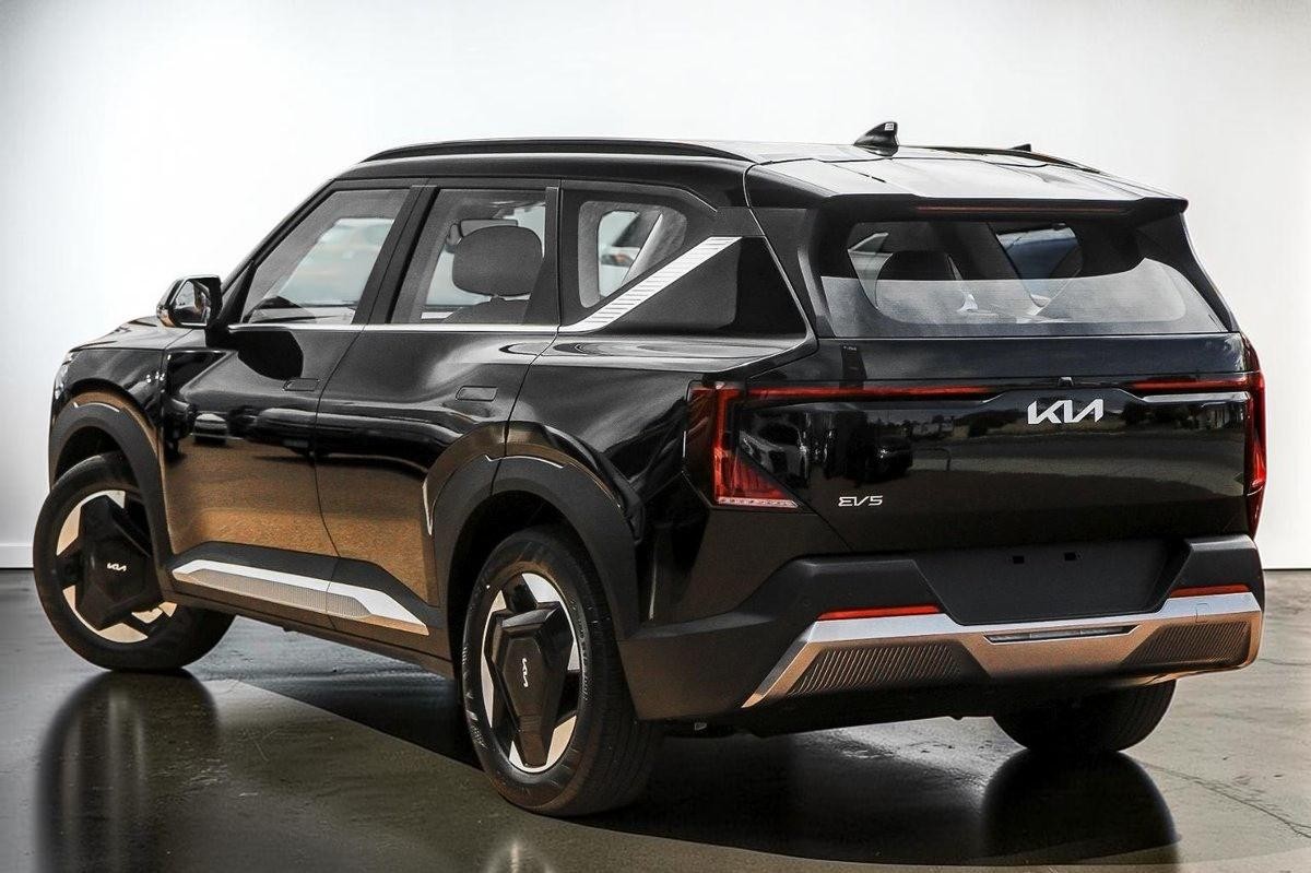 Kia Ev5 image 4