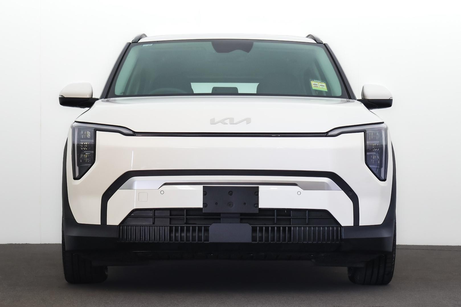 Kia Ev3 image 2
