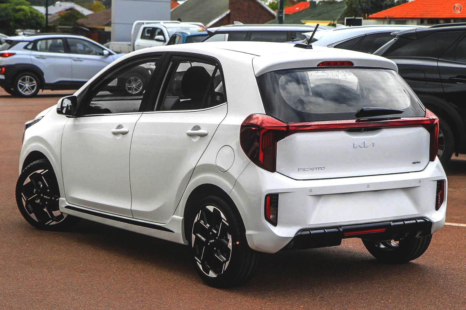 Kia Picanto image 1
