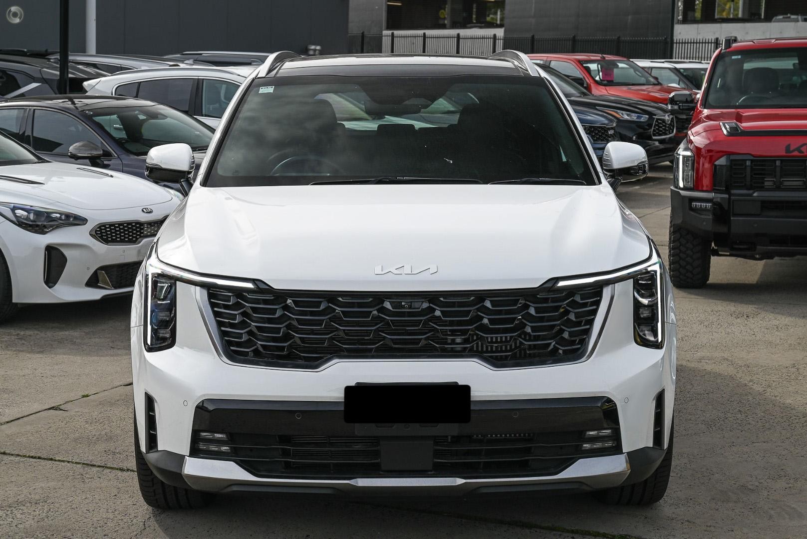 Kia Sorento image 2