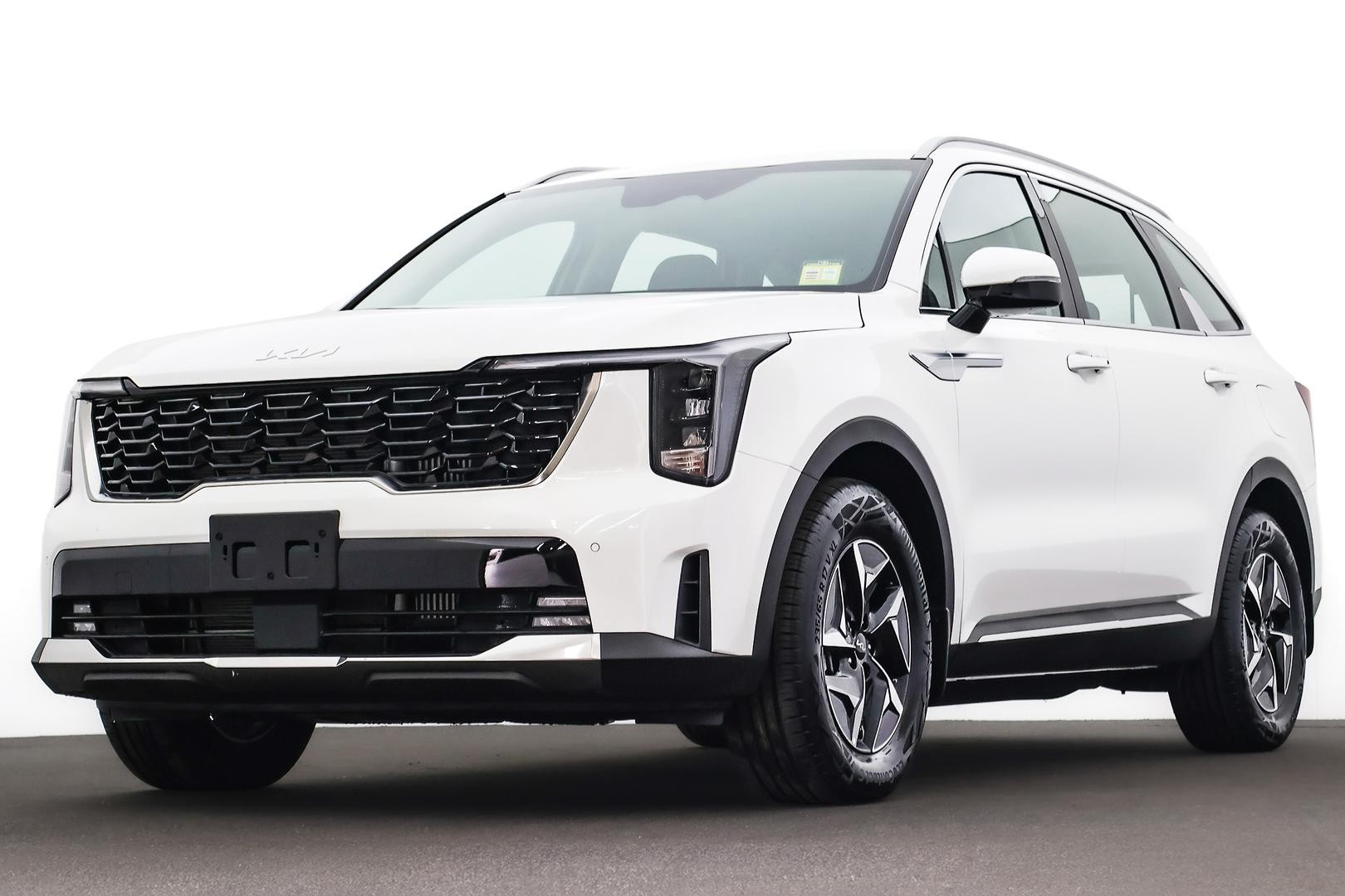 Kia Sorento image 1
