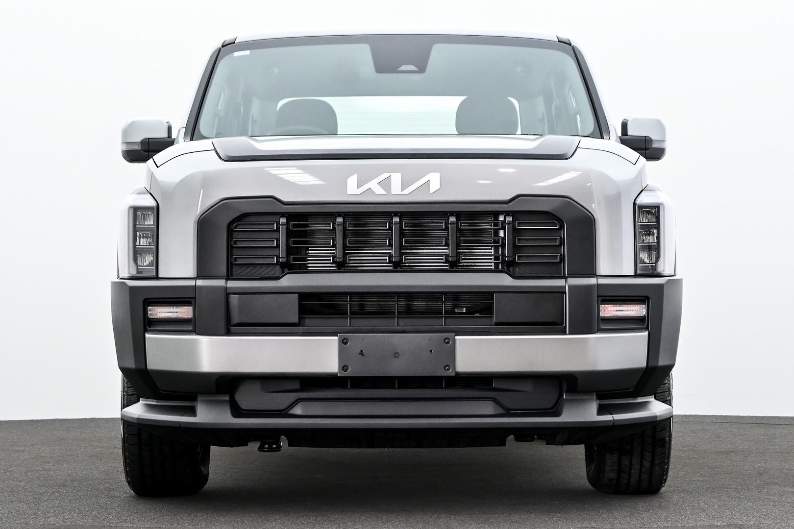 Kia Tasman image 2