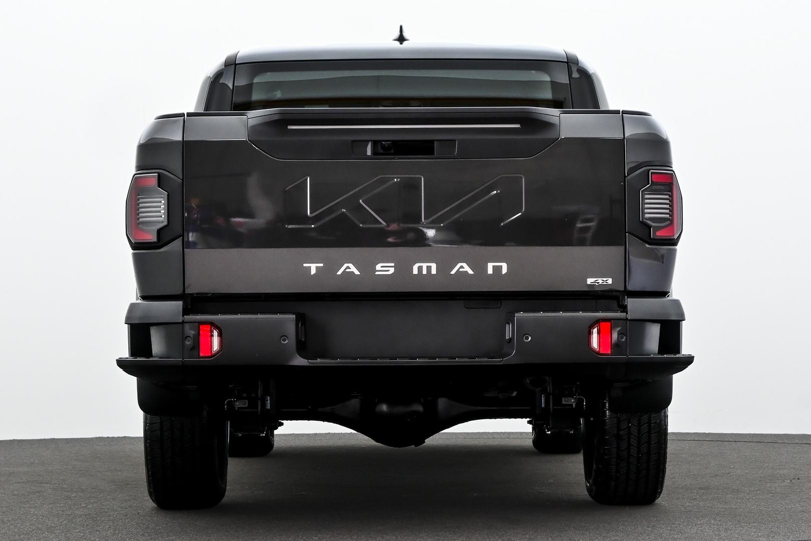Kia Tasman image 3