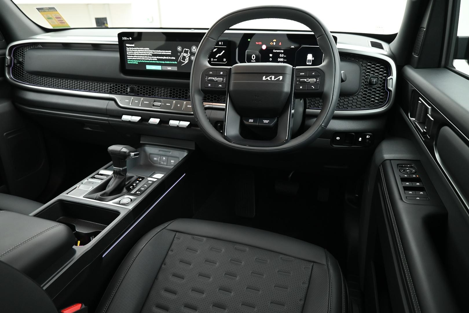 Kia Tasman image 4