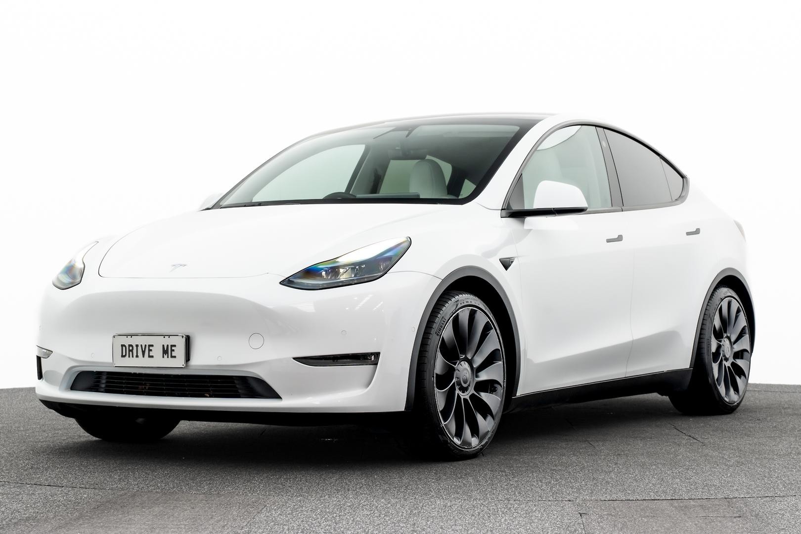 Tesla Model Y image 1