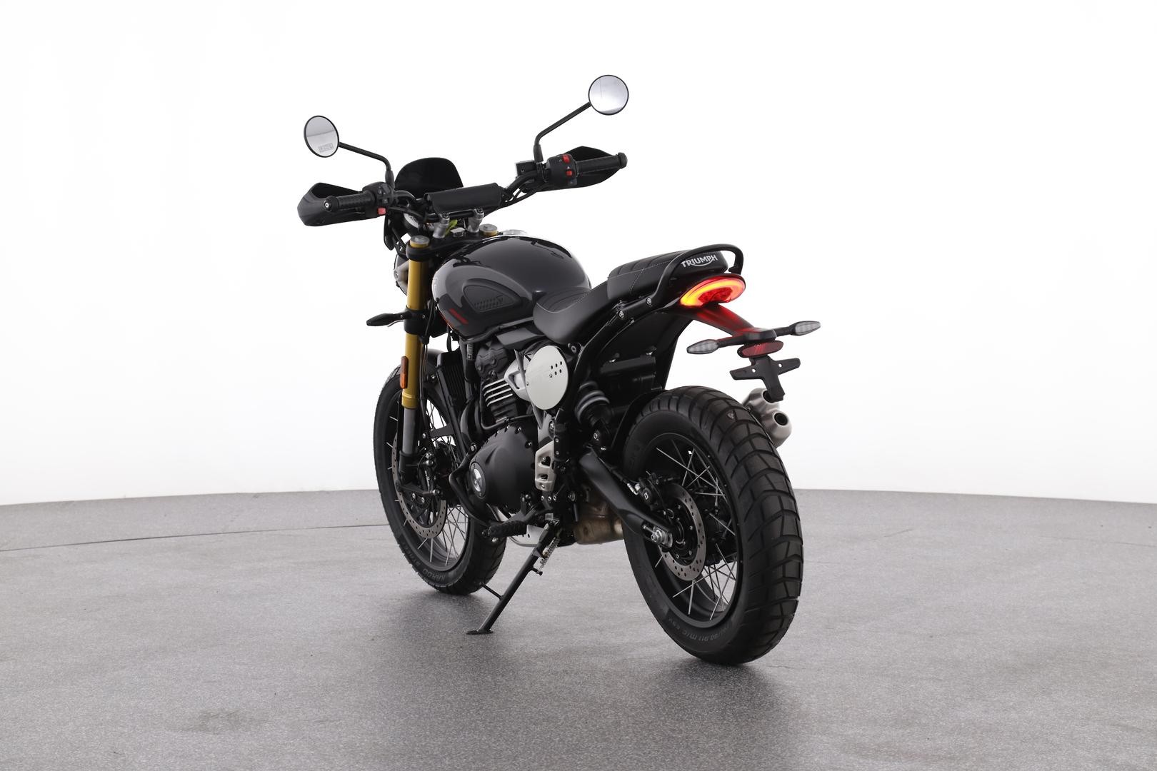 Triumph Scrambler 400 Xc image 3