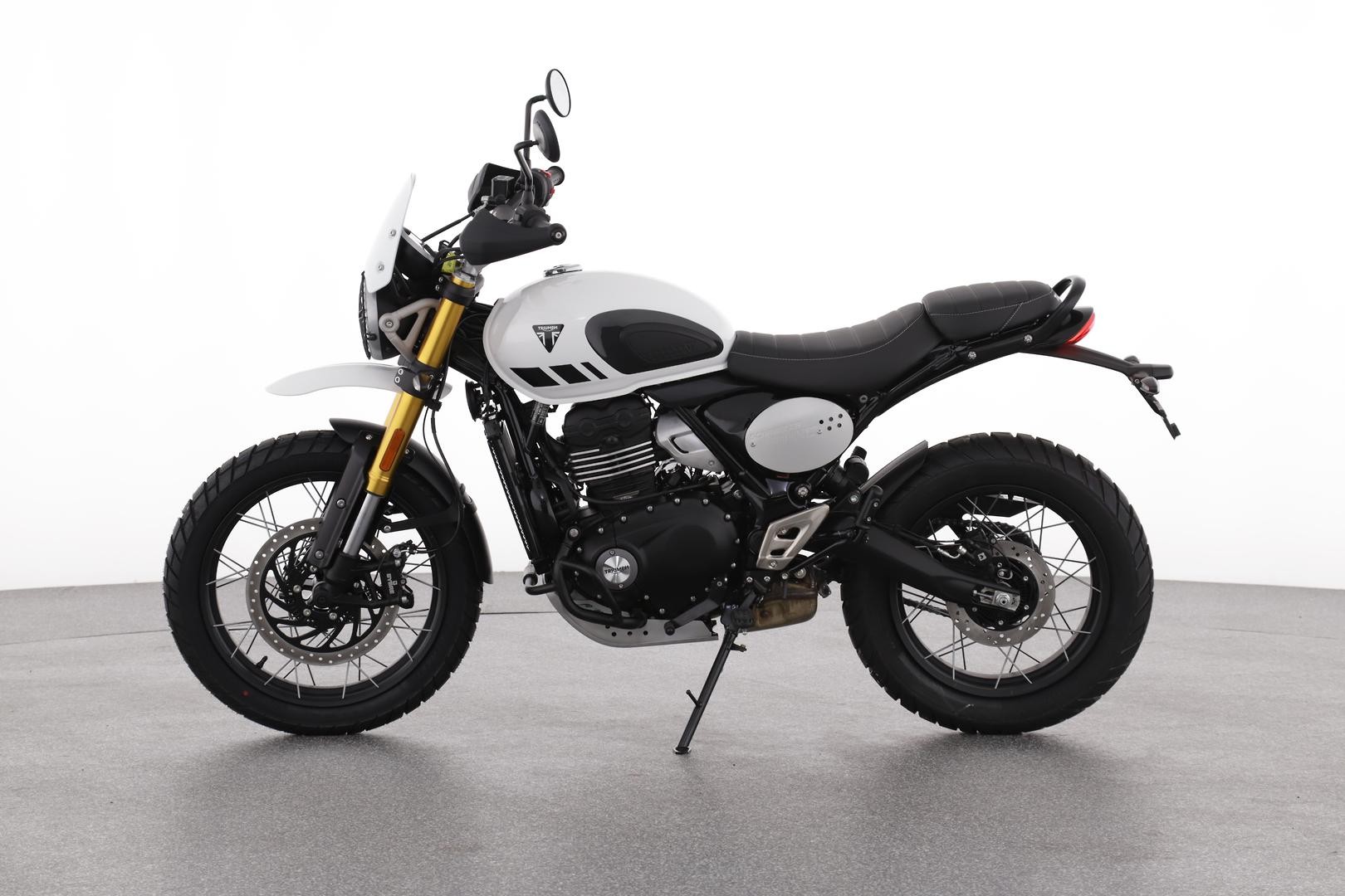 Triumph Scrambler 400 Xc image 2