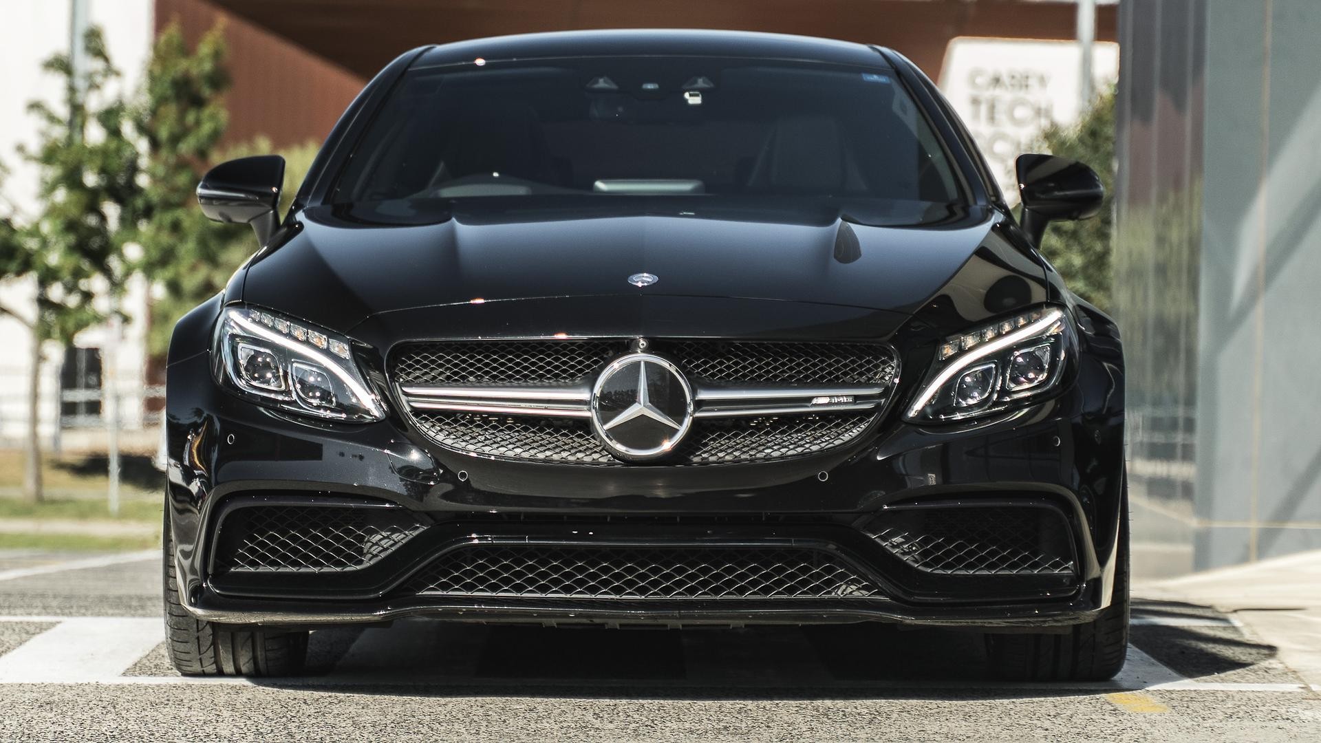 Mercedes Benz C-class image 2