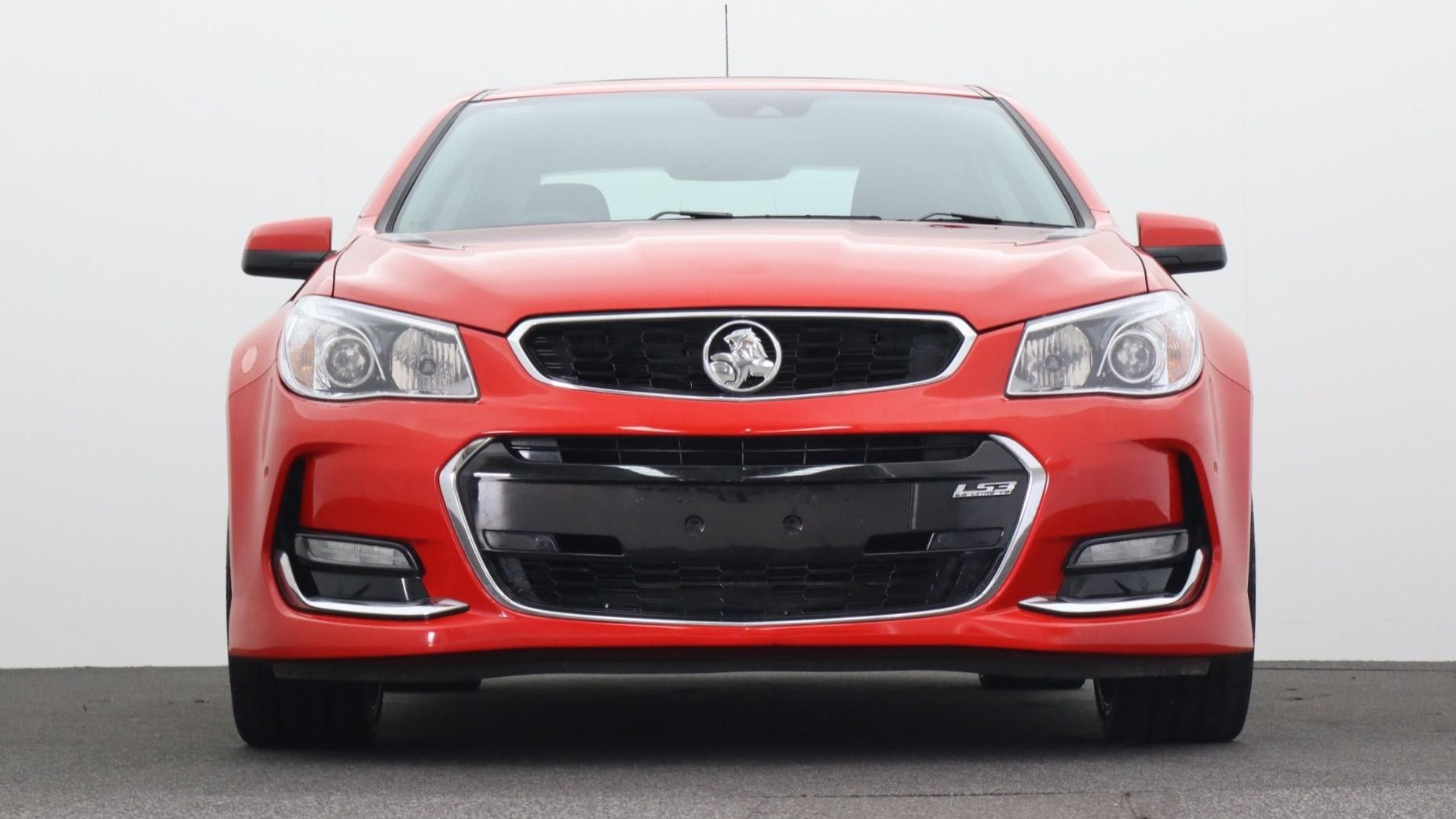 Holden Commodore image 2