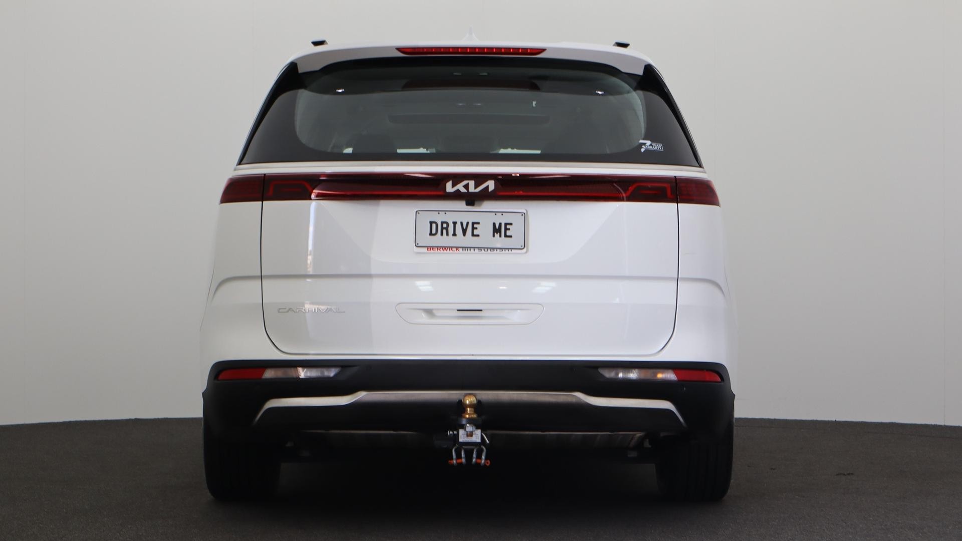 Kia Carnival image 3