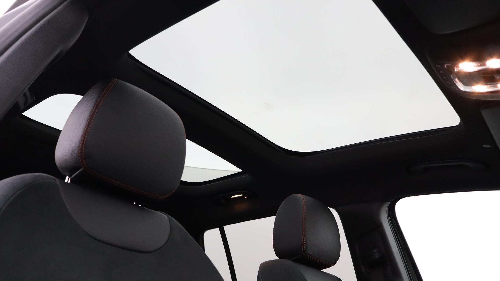 Mercedes Benz Glb-class image 4