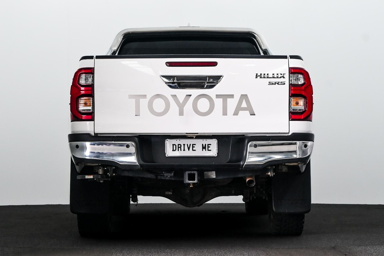Toyota Hilux image 3