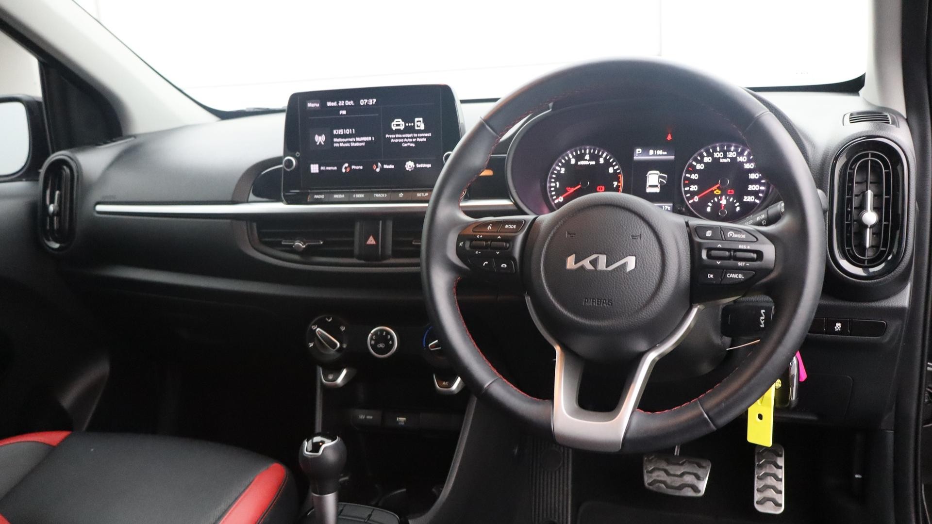 Kia Picanto image 4