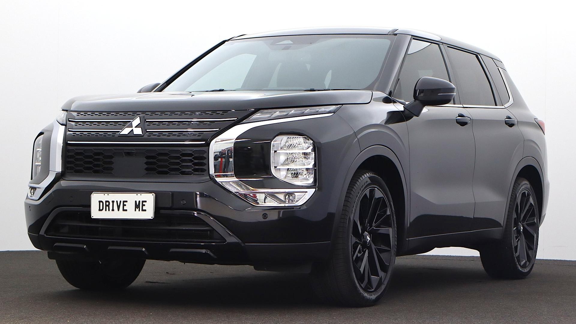 Mitsubishi Outlander image 1