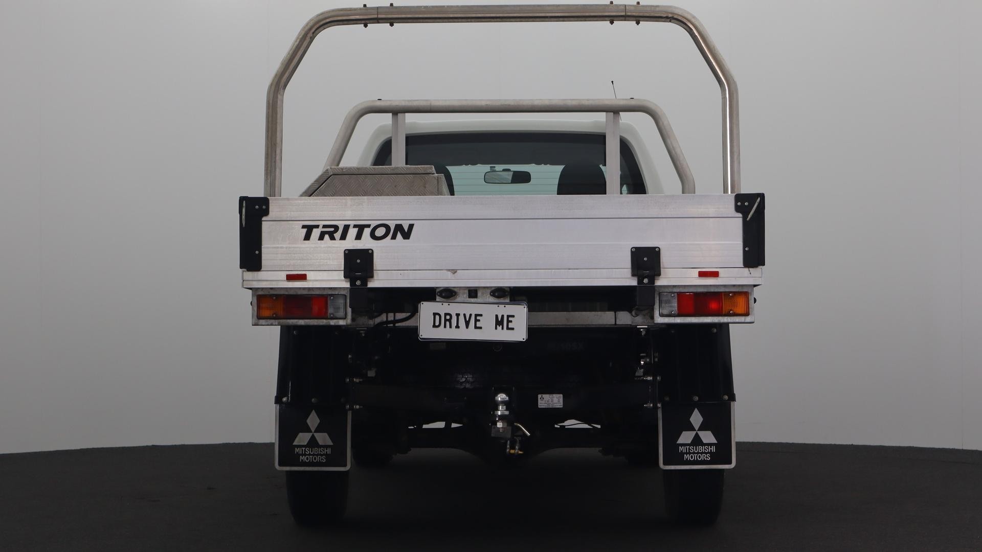 Mitsubishi Triton image 3