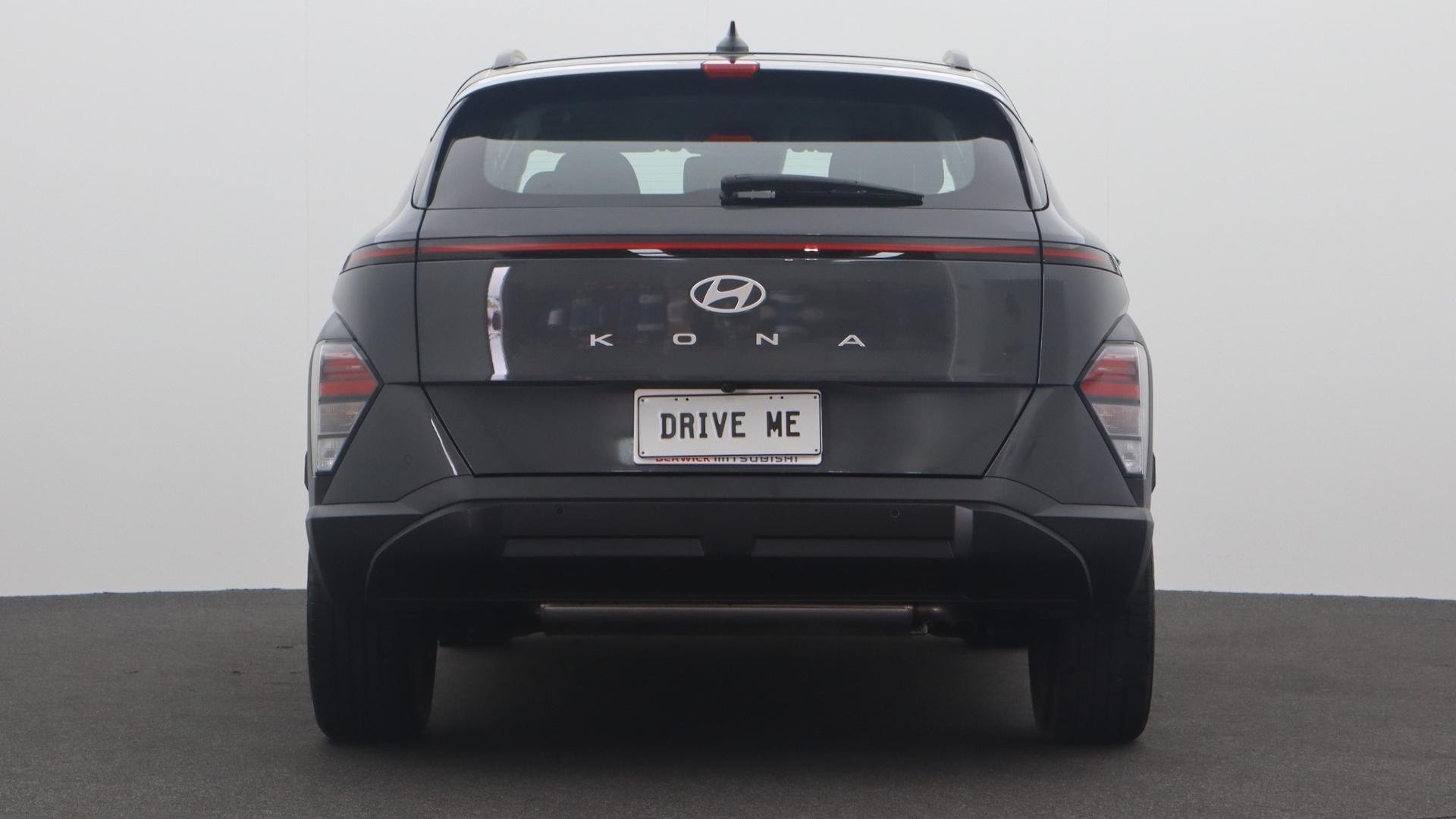 Hyundai Kona image 3
