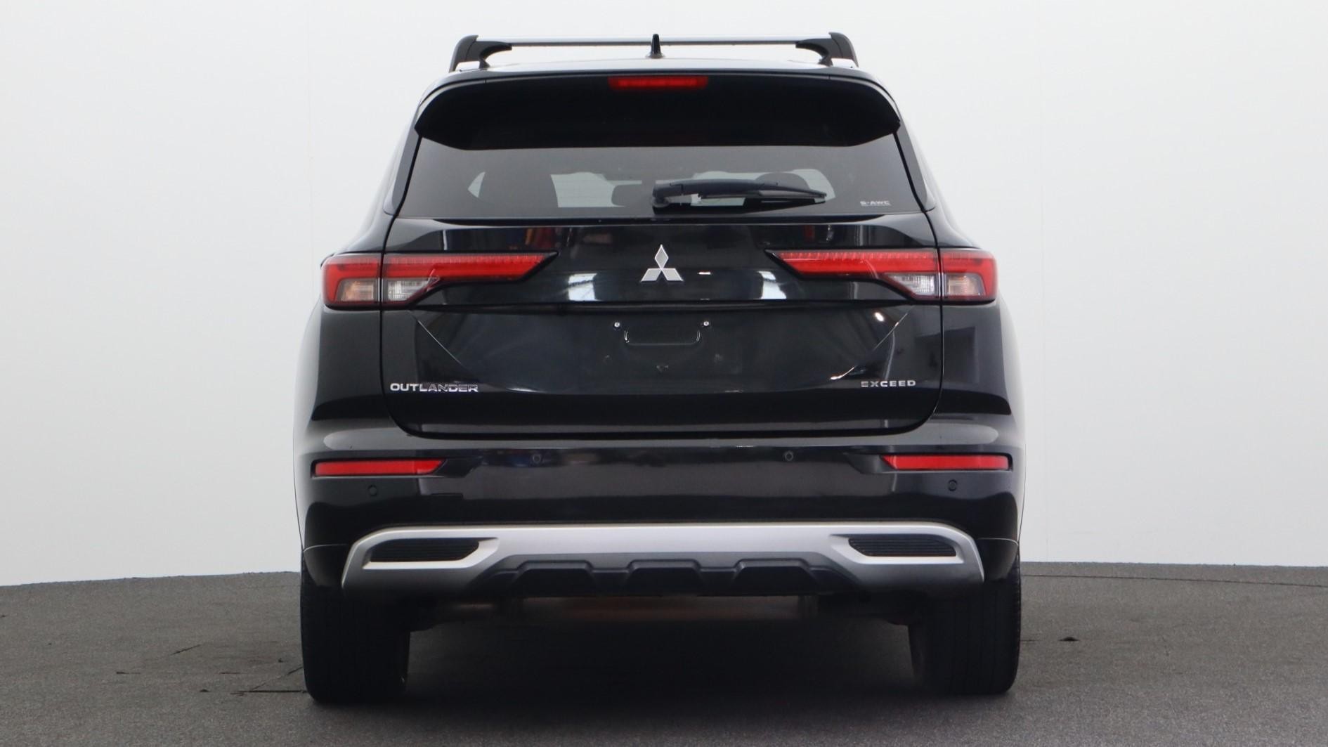 Mitsubishi Outlander image 3