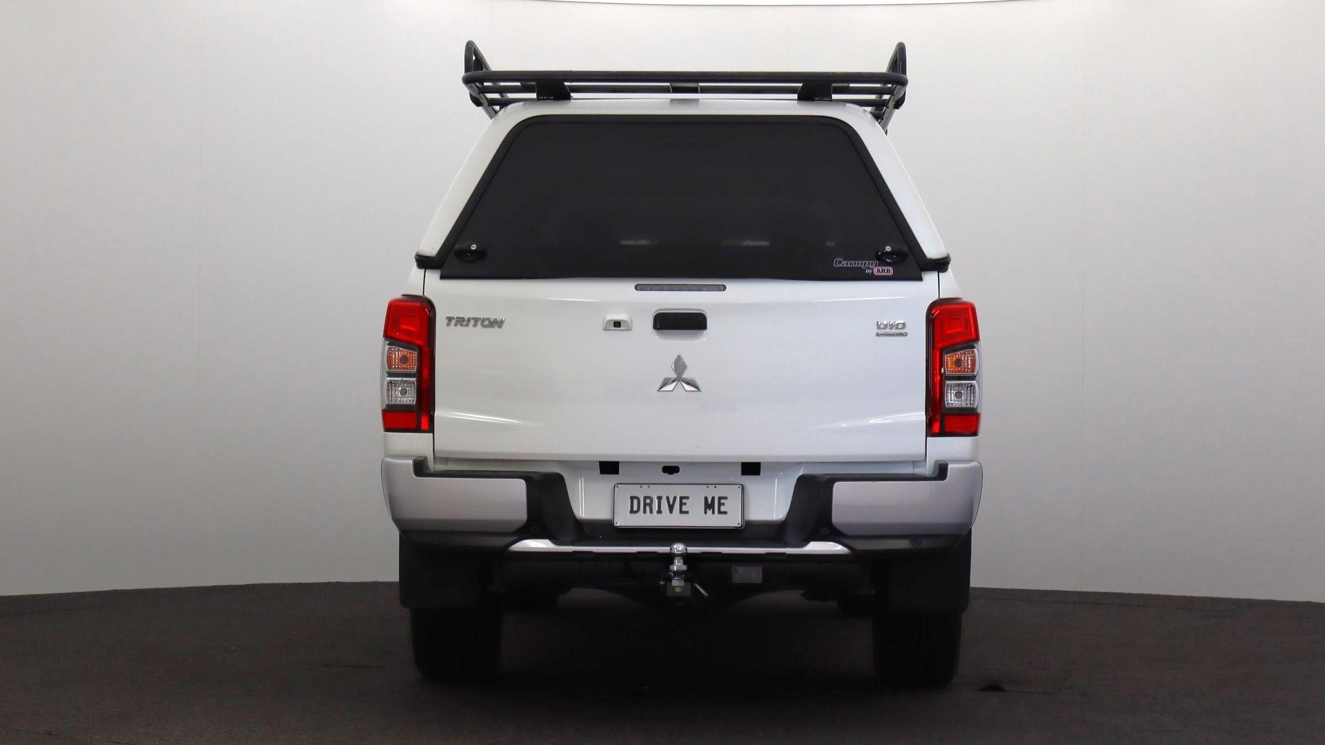 Mitsubishi Triton image 3