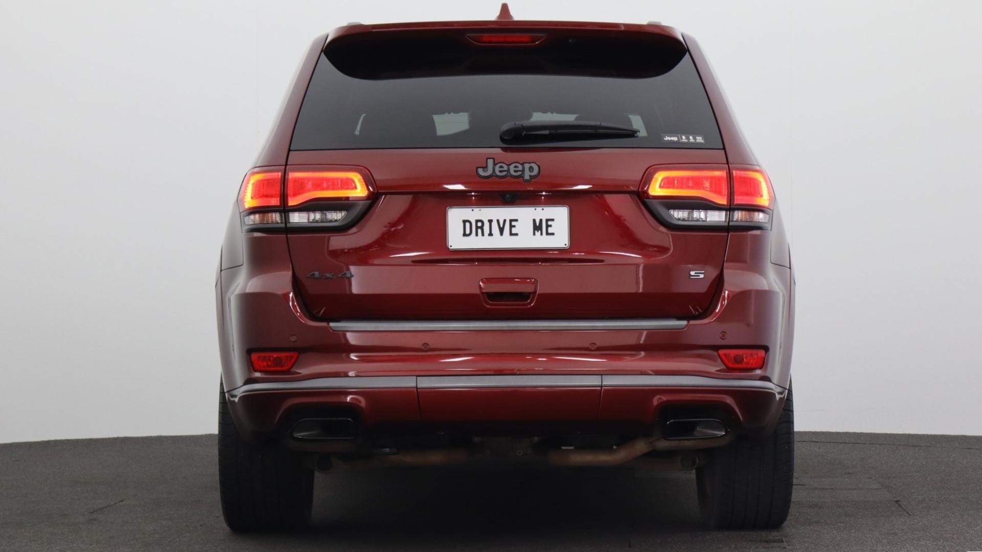 Jeep Grand Cherokee image 3