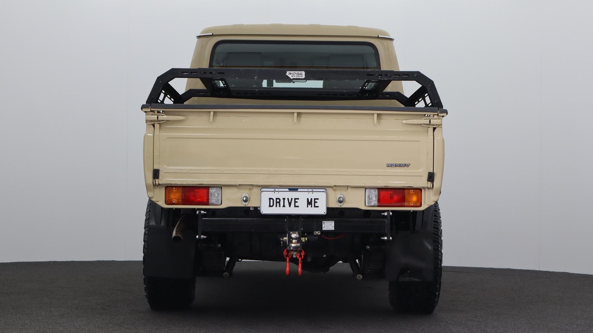 Toyota Landcruiser image 3