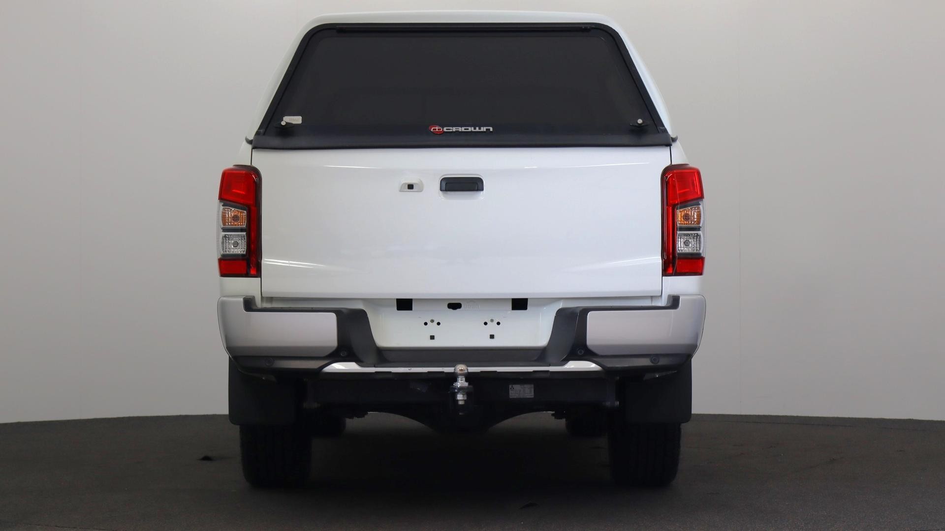 Mitsubishi Triton image 3